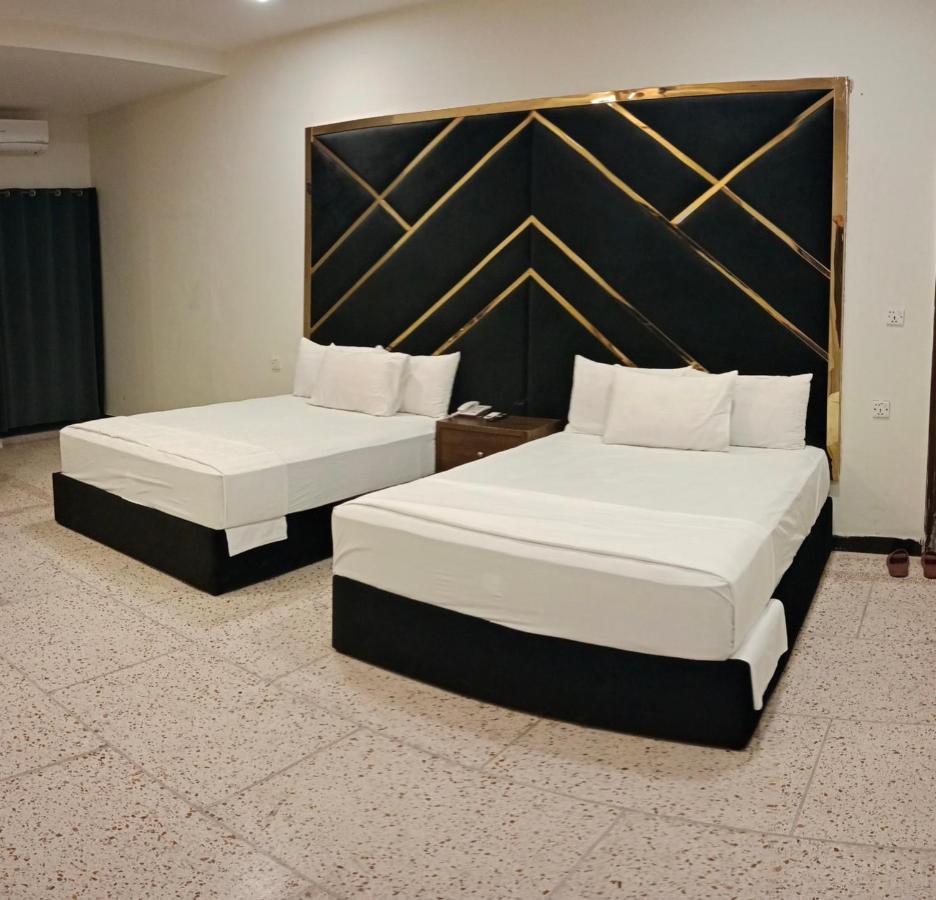 Hayat Grand Guest House Islamabad Esterno foto