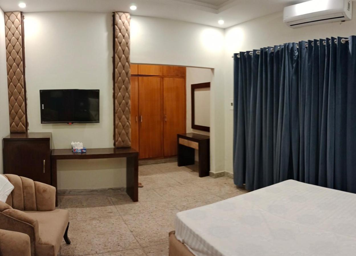 Hayat Grand Guest House Islamabad Esterno foto