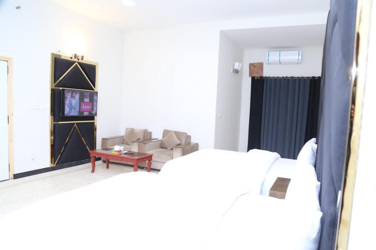 Hayat Grand Guest House Islamabad Esterno foto