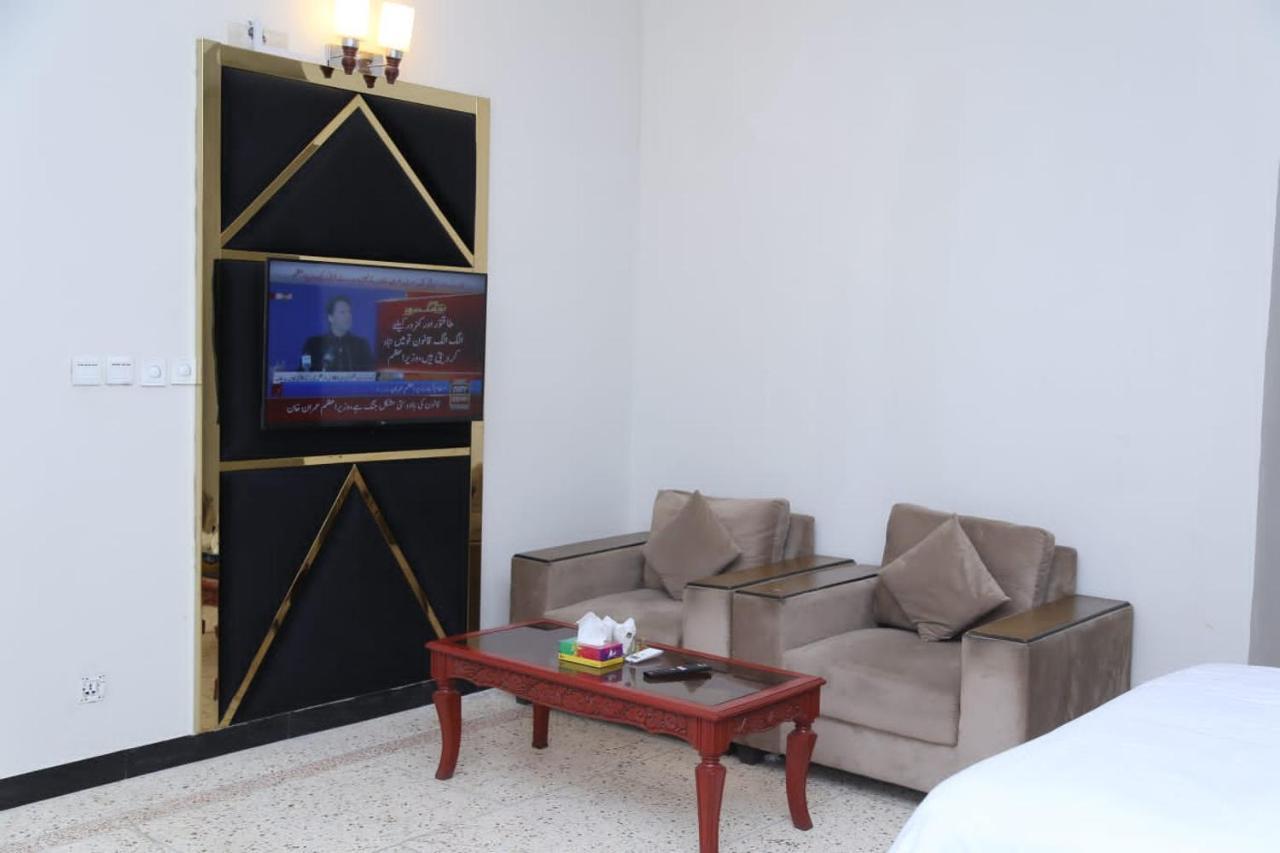 Hayat Grand Guest House Islamabad Esterno foto