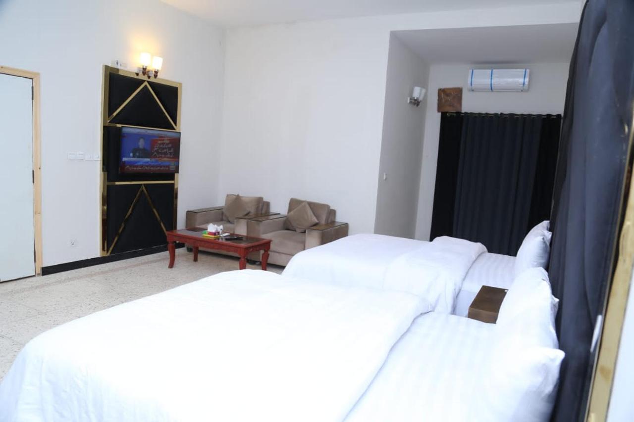 Hayat Grand Guest House Islamabad Esterno foto