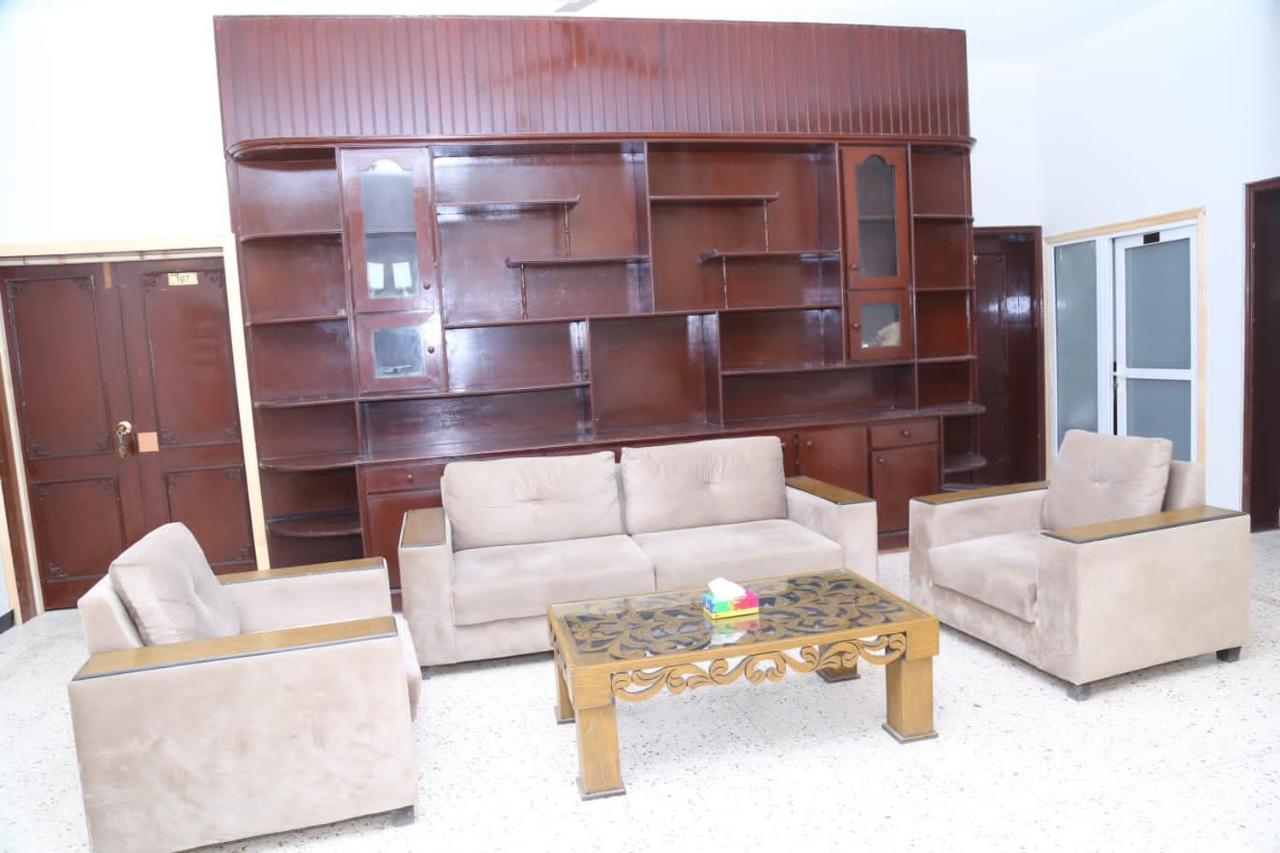 Hayat Grand Guest House Islamabad Esterno foto