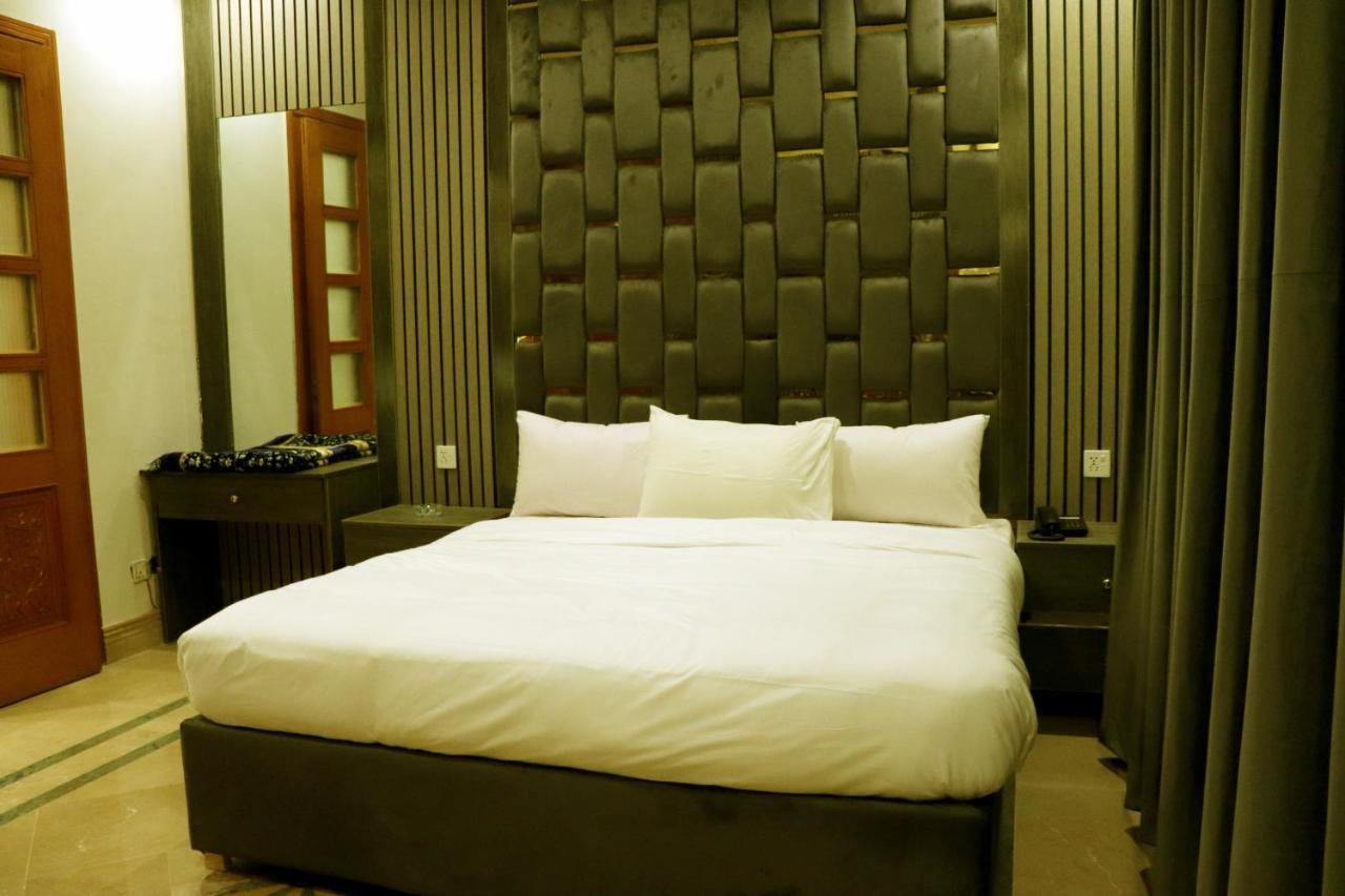 Hayat Grand Guest House Islamabad Esterno foto